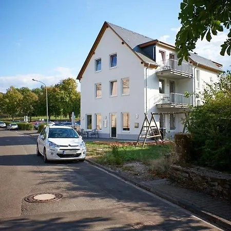 Studio Fur 2 Personen Ca 26 M In Springiersbach, Rheinland-pfalz Moseleifel شقة *